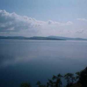 Lacul Barkhatovo din Krasnoyarsk: descrierea plajei și a infrastructurii vacanței, recenzii și…