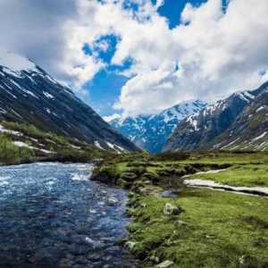 Care este diferența dintre un râu plat și un curs de munte? Caracteristici comparative