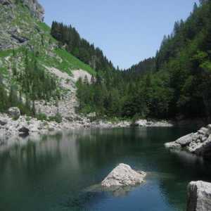 Black Lake, Muntenegru: descriere, odihnă, fotografie