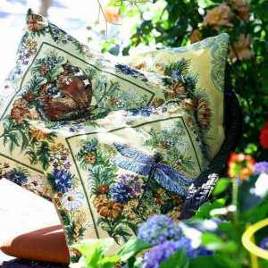 Perne decorative de tapiserie: practice, confortabile, frumoase