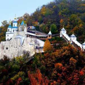 Regiunea Donetsk, mănăstirea Svyatogorsky: istorie, rector, relicve și altare
