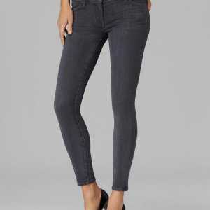 Jeans stretch: o varietate de modele. Reguli de selecție