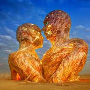 Burning Man festival: uita-te în viitor, lumina până la deplin!