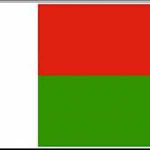 Steagul Madagascarului: descriere, înțeles, similitudine cu alte simboluri