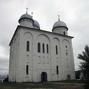 Catedrala Sf. Gheorghe din St. George: fotografie, arhitectura