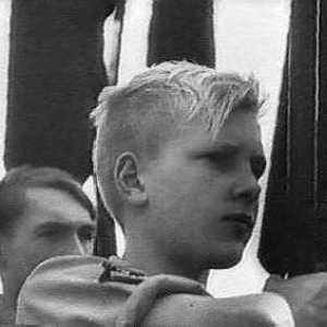 "Hitler Youth" - o tunsoare cu o istorie