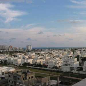 Orașul Ashdod, Israel - port industrial și centru industrial