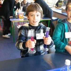 Chimie pentru copii: experimente interesante