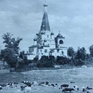 Biserica de mijlocire a Fecioarei Maria în Medvedkovo, Yasenevo și Saratov