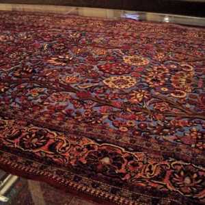 Covorul iranian este un element interior elegant