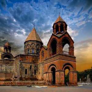 Catedrala Echmiadzin (Armenia): descriere, istorie, fapte interesante