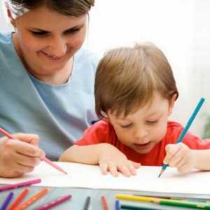 Cum să înveți un copil să dețină corect un creion: sfaturi pentru părinți