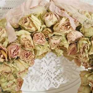 Ce flori sa dai la nunta pentru casatoriti? Buchet de trandafiri albi. Ce flori nu pot fi date unei…
