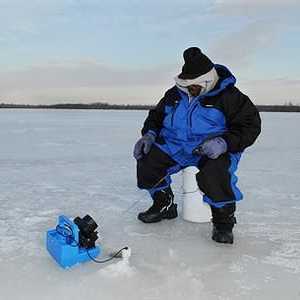 Ce ar trebui să fie un costum de pescuit de iarnă