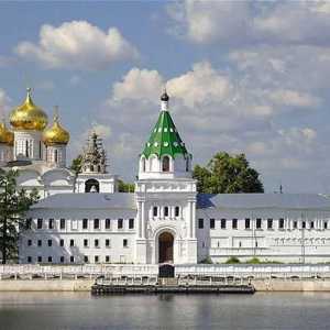 Kostroma, mănăstirea Ipatievsky: descriere, istorie
