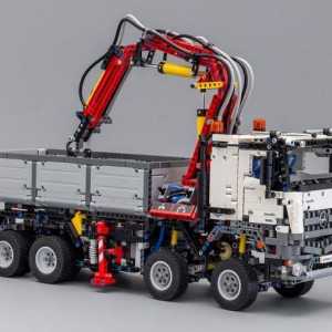 Lego `Tehnician 42043` - o jucărie nu numai pentru copii, ci și pentru părinții lor