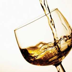 Licență pentru alcool: cum să obțineți și ce aveți nevoie pentru acest lucru
