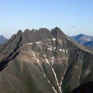 Manaraga este un munte al Uralelor subpolari. Descriere, înălțime, locație și fapte interesante
