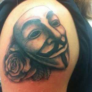 Tatuajul "maschetelor" este o ocazie de a te arăta