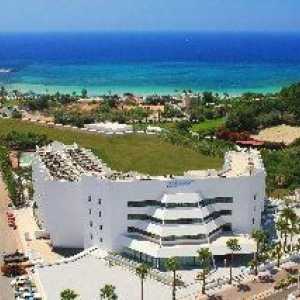 Un loc pentru recreere pentru tineri - hotelul `Margadina`, Cipru