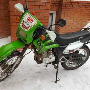 Motocicleta Lifan LF200: Prezentare generală și specificații