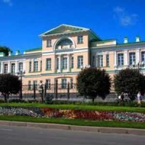 Muzeul de Artă Cutting Stone (Ekaterinburg) este o trezorerie de piatră și produse din metale…