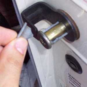În frig, ușa nu se închide în mașină: cum să rezolve problema, recomandările proprietarilor de…