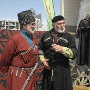 Costum cecenesc national: masculin, feminin, nunta. Tradițiile poporului cecen