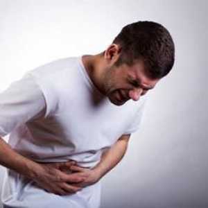 Șoldurile în abdomen: cauze, simptome și terapie