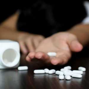 Principalele semne ale consumului de substanțe medicamentoase