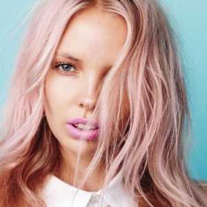 Особенности окрашивания волос в розовый блонд