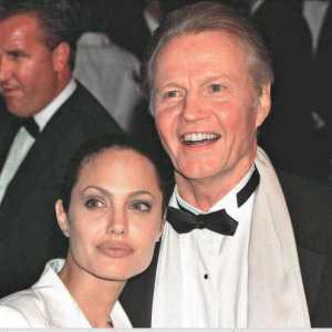 Părintele Angelina Jolie John Voight: fotografie, filmografie. De ce Angelina Jolie nu comunică cu…