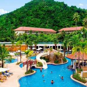 Hotel Centara Karon Resort. Karon Beach - una dintre cele mai bune plaje din Phuket