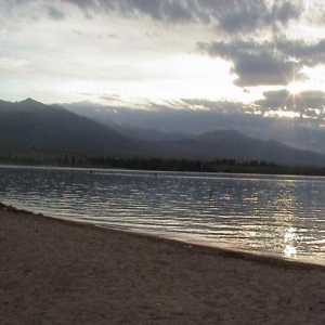 Lake Issyk-Kul (Kârgâzstan): recenzii ale turiștilor și fotografiilor