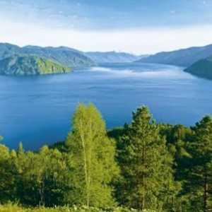 Lacul Teletskoye: odihnă, recenzii