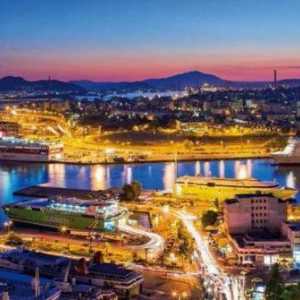 Piraeus plin de viață (Grecia): frumusețea veche a portului modern