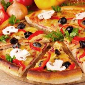 Pizza în multivark `Redmond` - un fel de mâncare consistentă și rapidă