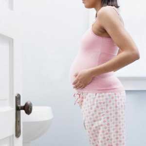 De ce sunt fecale întunecate în timpul sarcinii? Motive de îngrijorare