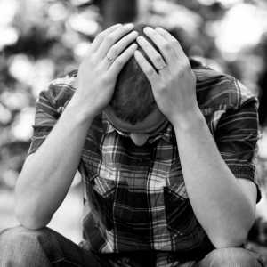Cauzele și simptomele depresiei la bărbați