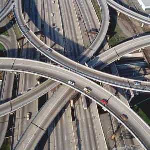 Proiectele de organizare a traficului rutier (PODD): organizarea siguranței rutiere