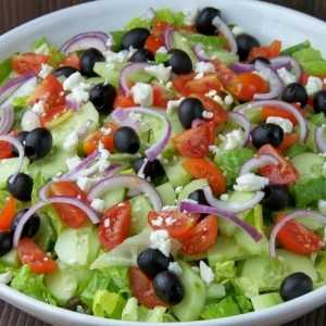 Salate simple pentru fiecare zi: retete de trei feluri de mâncare diferite