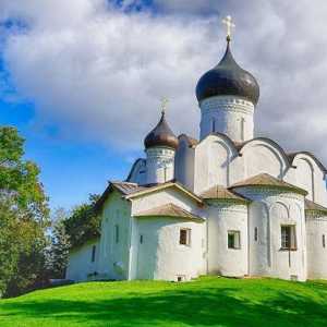 Pskov, templul de pe deal. Biserica Sf. Vasile cel Mare pe Gorka