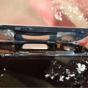 Samsung Galaxy S3: înlocuirea sticlei cu mâinile proprii