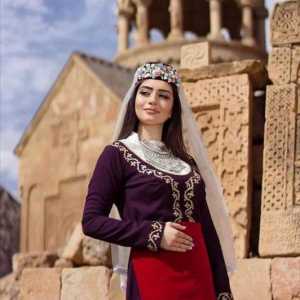 Cele mai frumoase femei armeene (fotografie). Începutul celor mai frumoase femei armeane