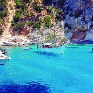 Sardinia (Italia): descriere, localizare pe harta Italiei, agentii de turism si comentarii turistice