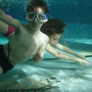 Secția de înot pentru copii: dezvoltarea organismului de la o vârstă fragedă