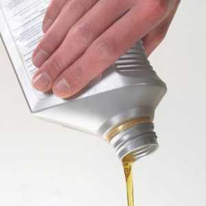 Cât cantitate de ulei trebuie turnată în motor: instrucțiuni, recomandări