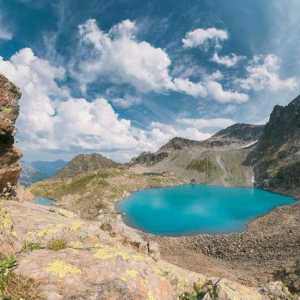 Lacurile Sophia: descriere și atracții