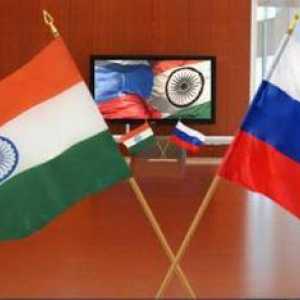 Școala secundară și Ambasada Rusiei în India