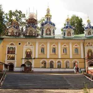 Mănăstirea Sretenski din Moscova: cor, altar, hotel
